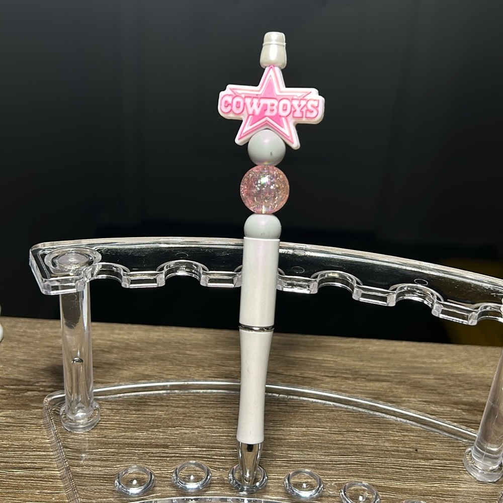 Pink Dallas Cowboys Beaded Pen 1 Of 1